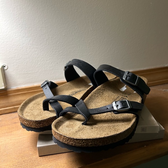 NWOT Birkenstocks size 39 - Picture 2 of 3